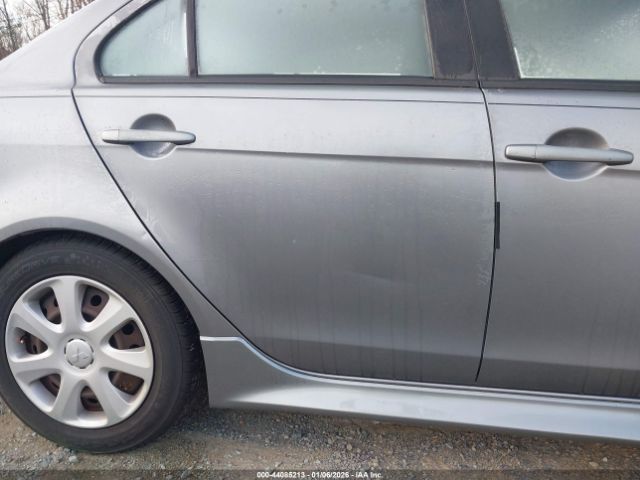 Mitsubishi Lancer Es Image 13