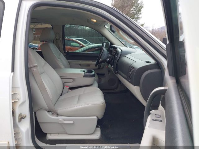 Chevrolet Silverado 1500 Lt Image 7