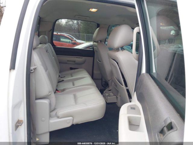 Chevrolet Silverado 1500 Lt Image 17