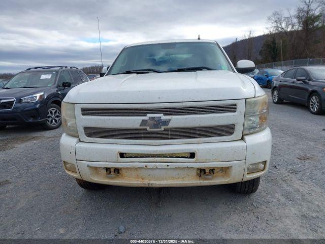 Chevrolet Silverado 1500 Lt Image 9