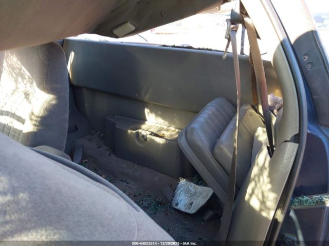 Chevrolet S-10 Ls Image 16