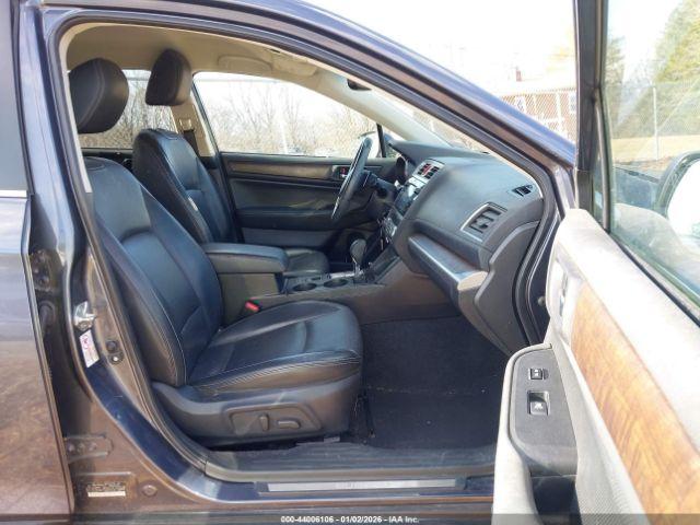 Subaru Outback 2.5i Limited Image 20