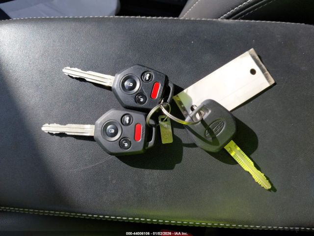 Subaru Outback 2.5i Limited Image 3