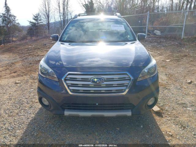 Subaru Outback 2.5i Limited Image 11
