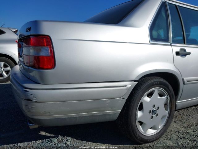 Volvo 960 Image 12