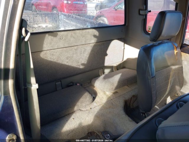 Mazda B Series Cab Plus Image 6