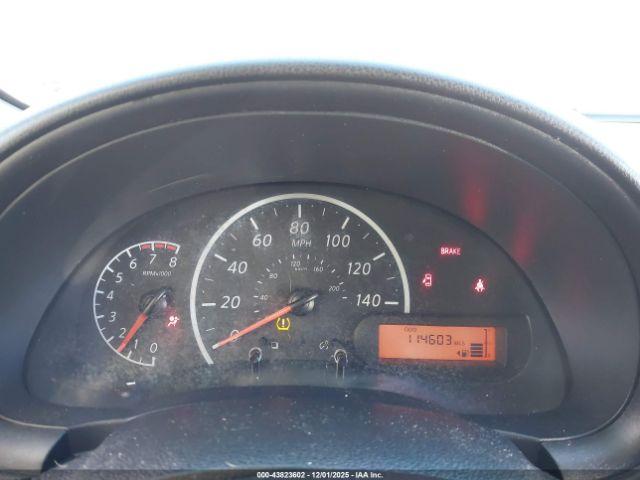 Nissan Versa 1.6 S Image 4