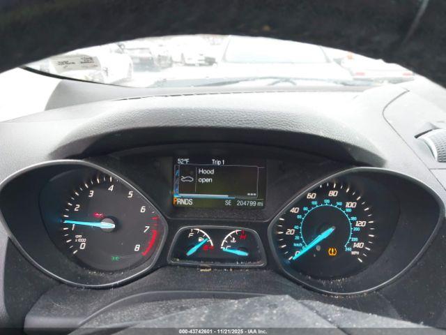 Ford Escape Titanium Image 15