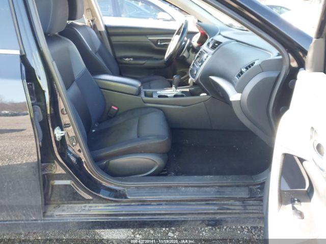 Nissan Altima 2.5 Sr Image 11