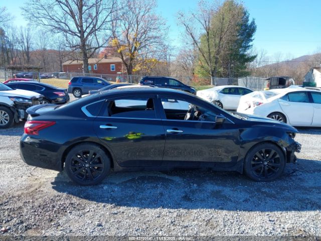 Nissan Altima 2.5 Sr Image 6