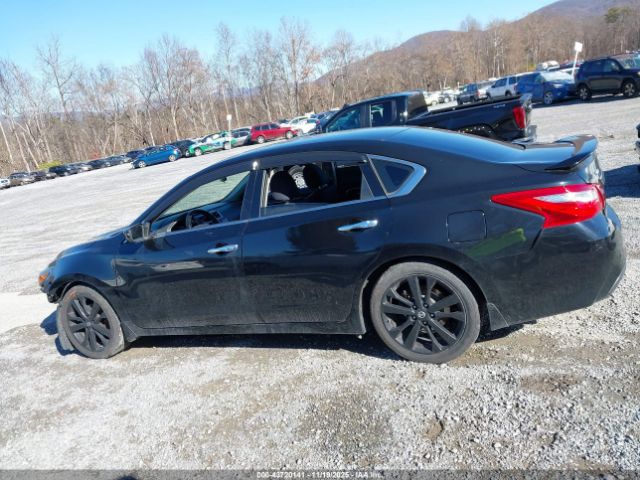 Nissan Altima 2.5 Sr Image 3