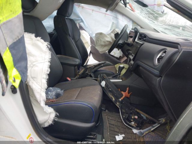 Toyota Corolla Se Image 6