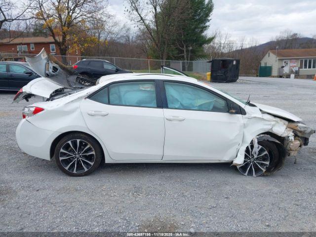 Toyota Corolla Se Image 12