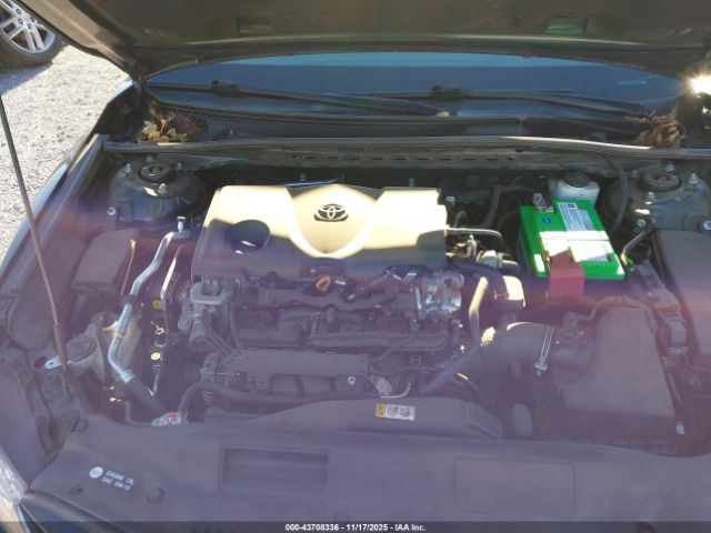 Toyota Camry Xle Image 9