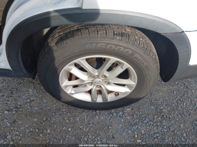 Kia Sorento Lx Image 2