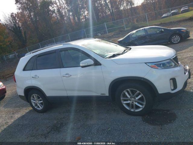 Kia Sorento Lx Image 3