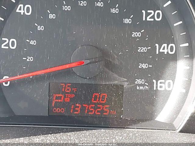 Kia Sorento Lx Image 16