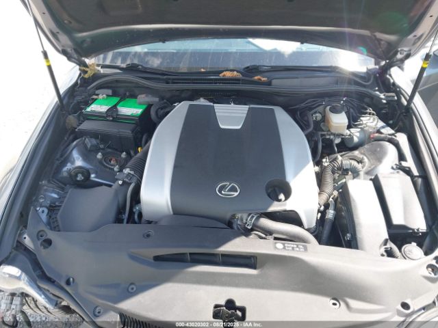 Lexus Is Image 2