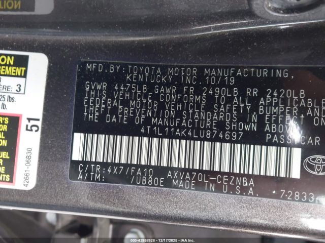 Toyota Camry Le Image 7