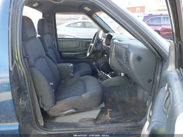 Chevrolet S-10 Image 6