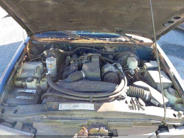 Chevrolet S-10 Image 4