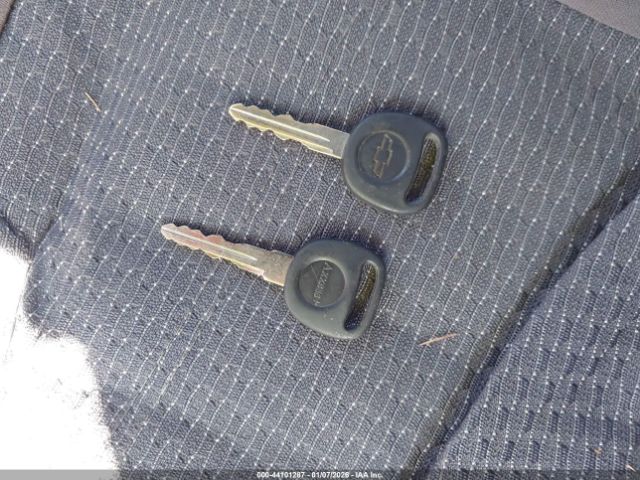 Chevrolet S-10 Image 13