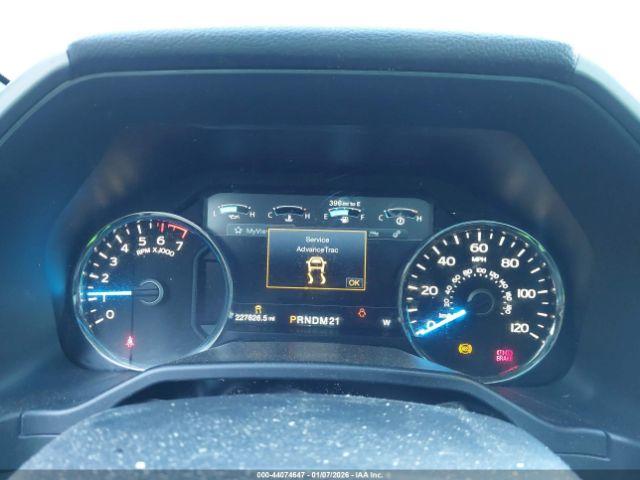 Ford F-150 Lariat Image 16