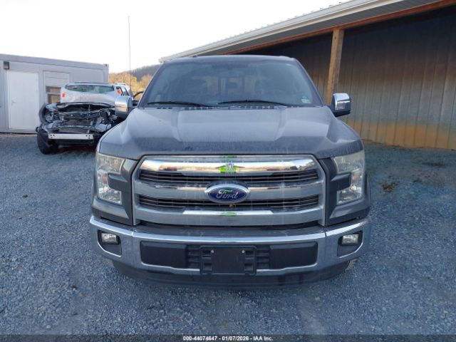 Ford F-150 Lariat Image 17