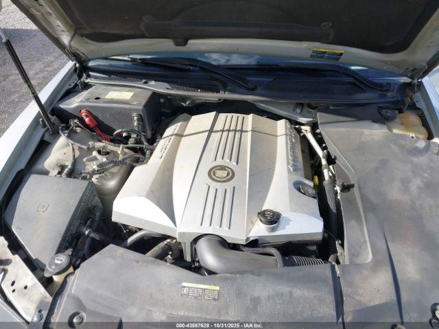 Cadillac STS V8 Image 5