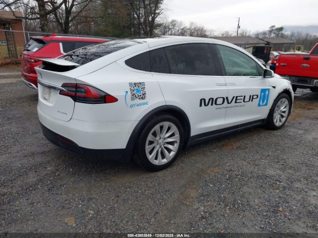 Tesla Model X Image 3