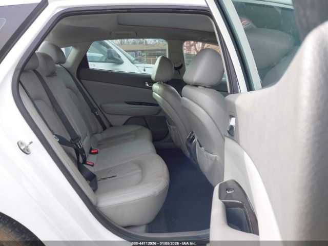 Kia Optima Ex Image 5