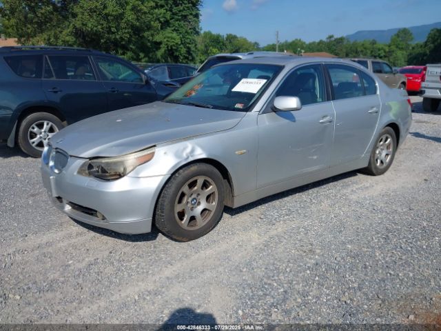 BMW 5 Series Image 2