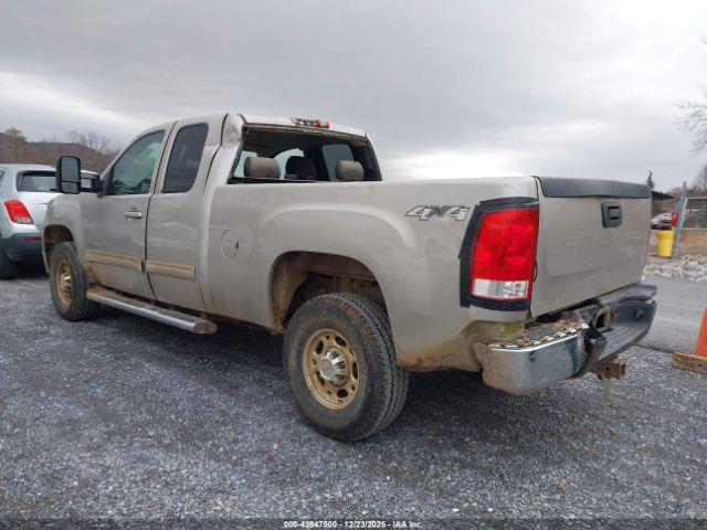 GMC Sierra 2500 Slt Image 3