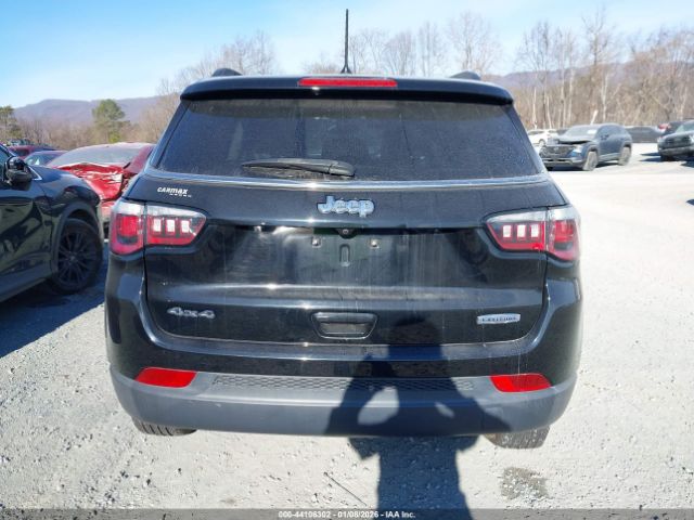 Jeep Compass Latitude 4x4 Image 12